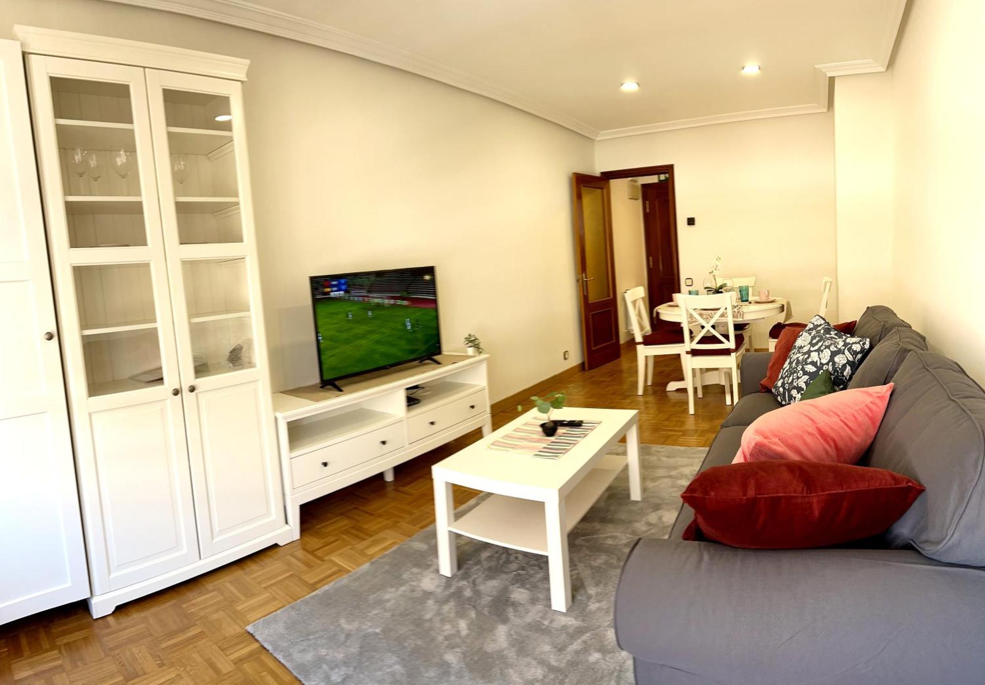 Apartamento Europa CentriC Oviedo Bagian luar foto