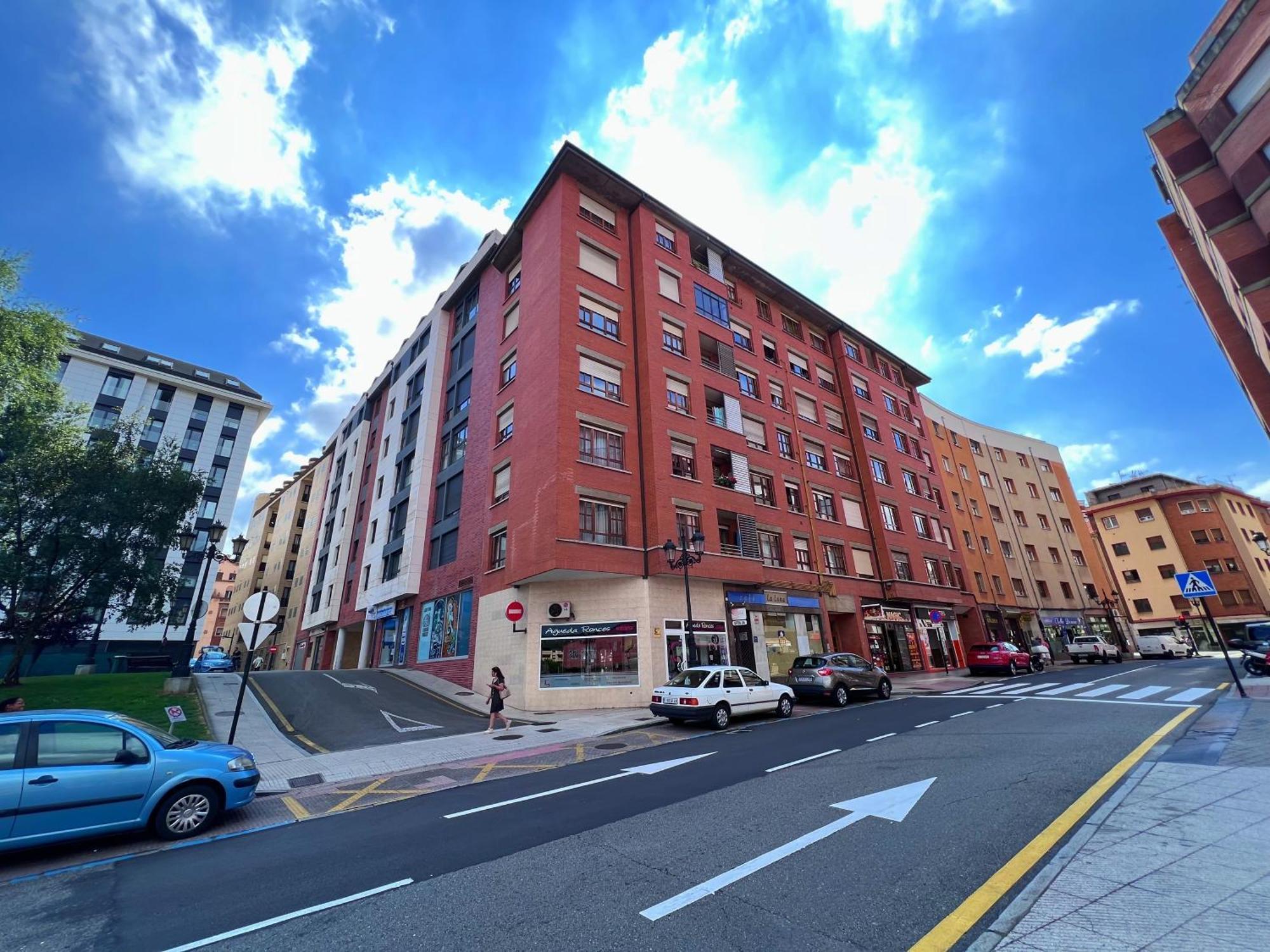 Apartamento Europa CentriC Oviedo Bagian luar foto