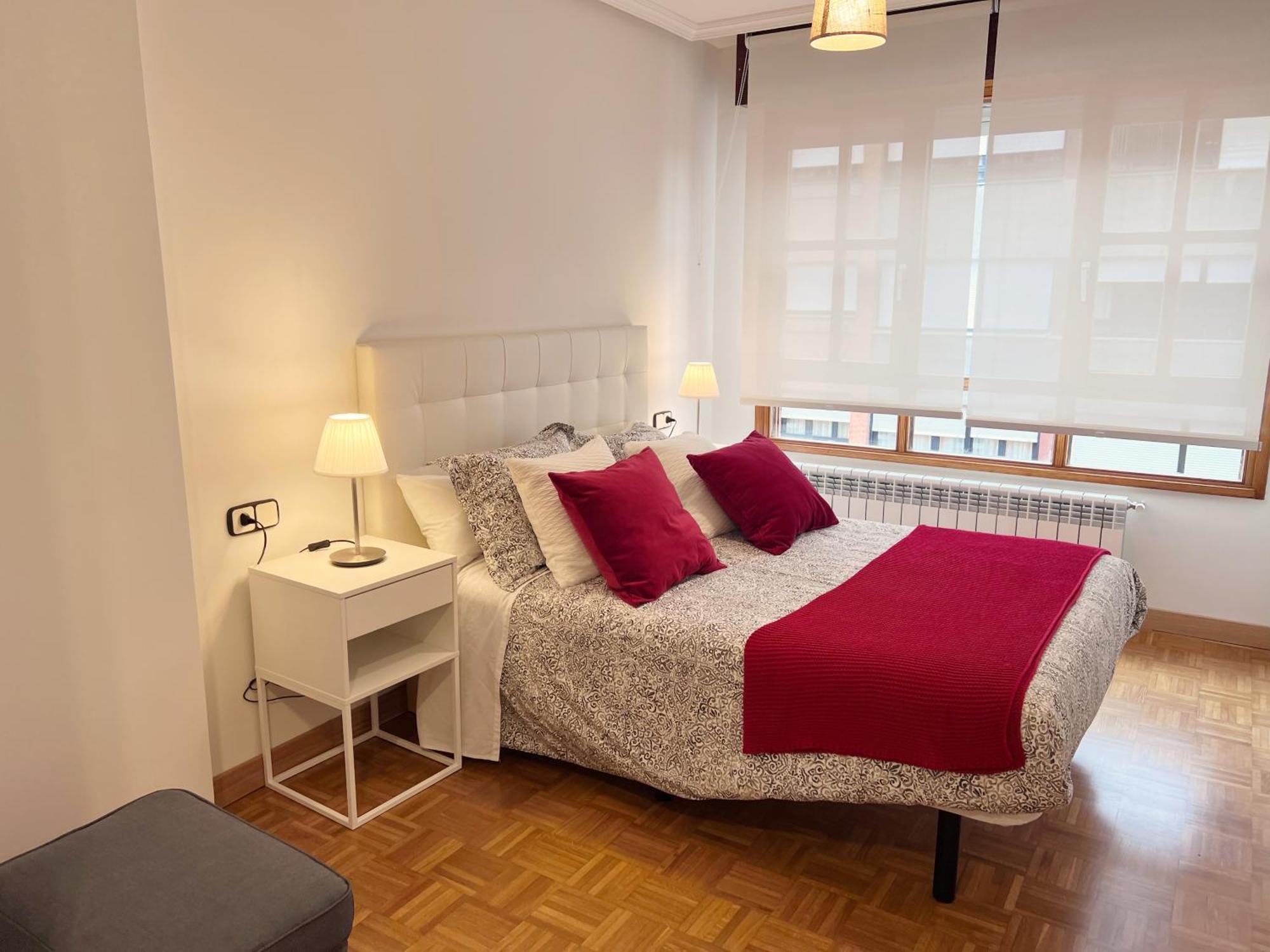 Apartamento Europa CentriC Oviedo Bagian luar foto