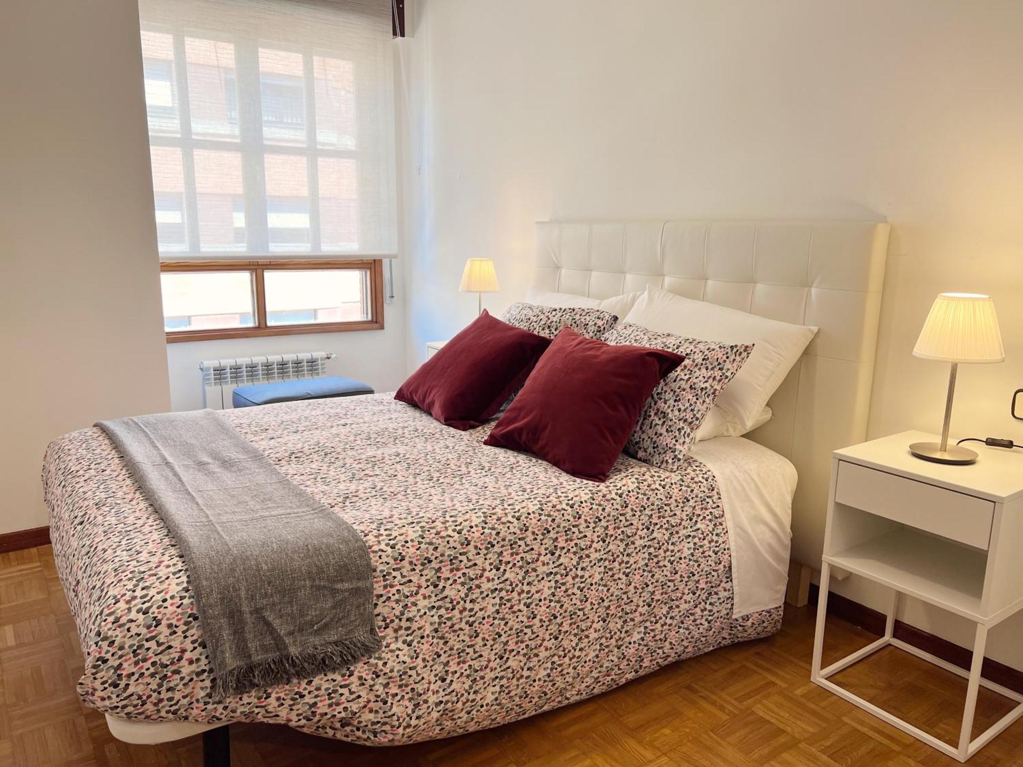 Apartamento Europa CentriC Oviedo Bagian luar foto